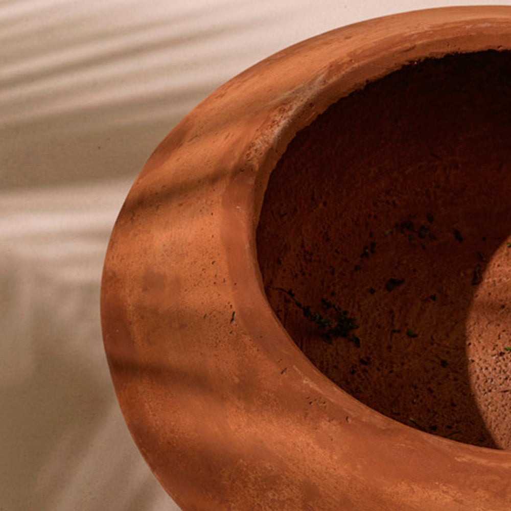 Lilium Concrete Vase